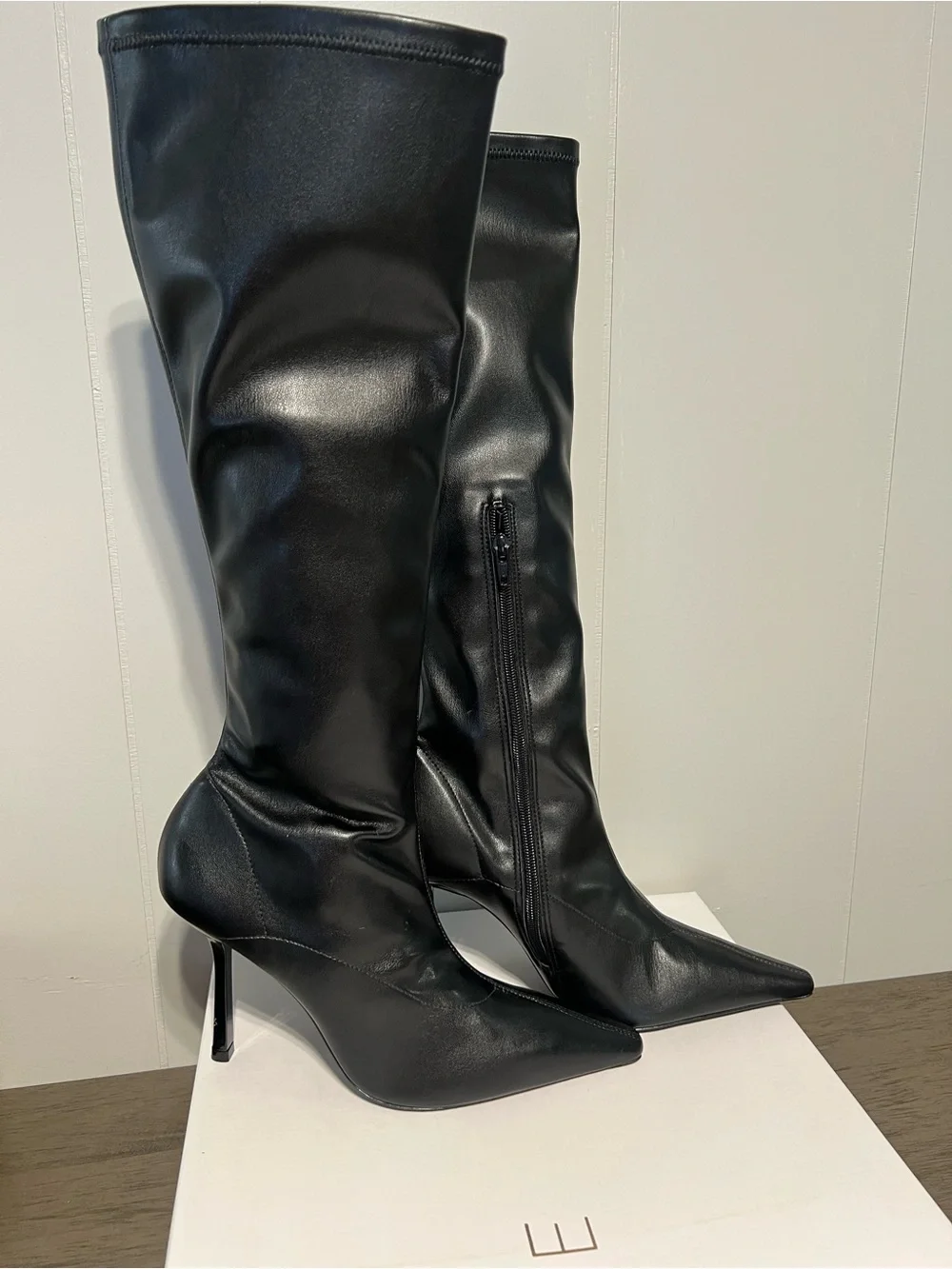 RAYE Alexandra Knee High Boots Women's Black Stiletto Pointed-Toe Boots